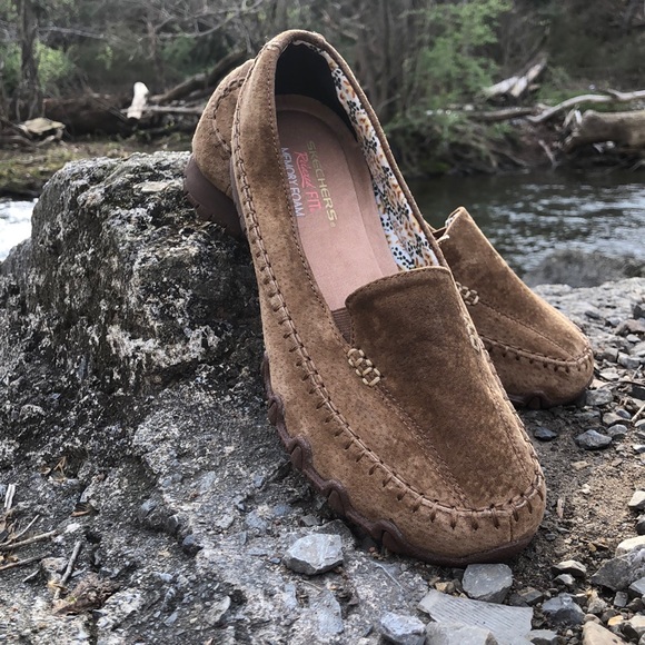 Limited Ed. Brown Leather Sketchers NWOT - Picture 2 of 4